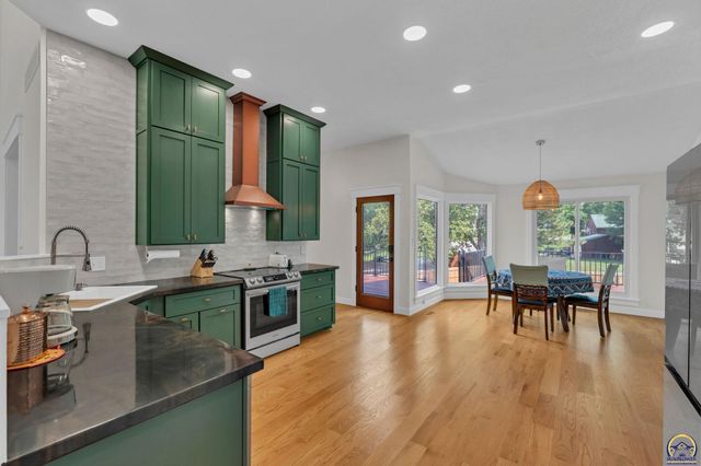 3700 SW Stutley RD, Topeka, KS 66610