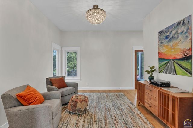 3700 SW Stutley RD, Topeka, KS 66610