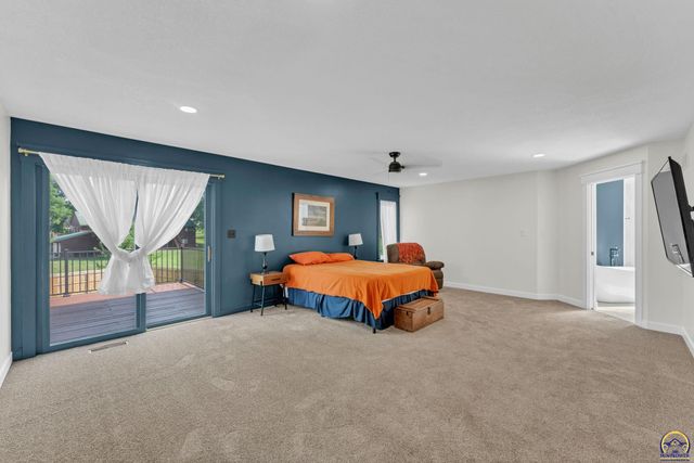 3700 SW Stutley RD, Topeka, KS 66610