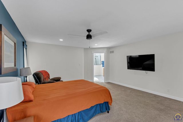 3700 SW Stutley RD, Topeka, KS 66610