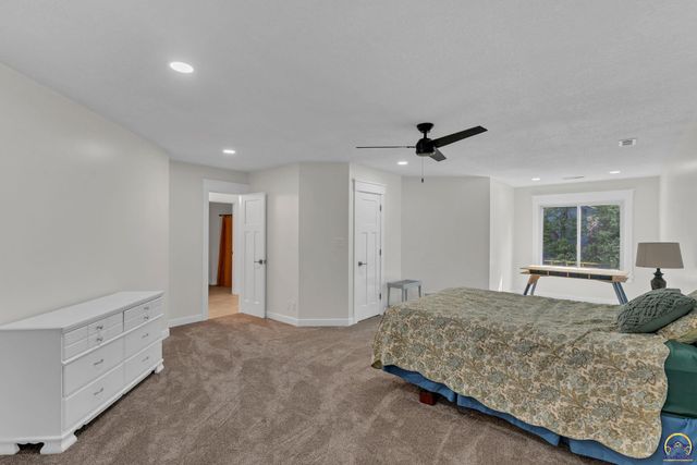 3700 SW Stutley RD, Topeka, KS 66610