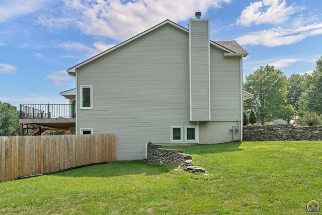 3700 SW Stutley RD, Topeka, KS 66610