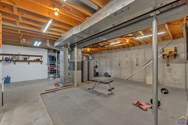 3700 SW Stutley RD, Topeka, KS 66610