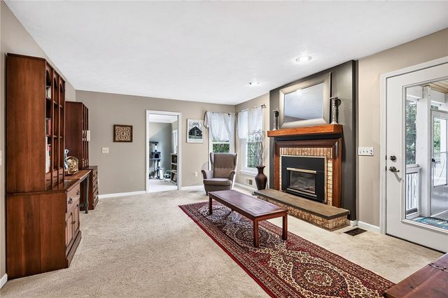 4 Park View Drive, Pittsford, NY 14534
