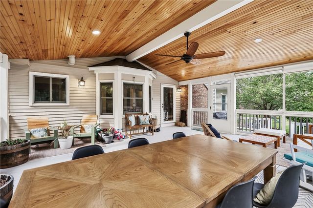 4 Park View Drive, Pittsford, NY 14534