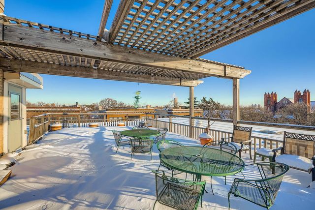 1912 Dupont Avenue S 407, Minneapolis, MN 55403