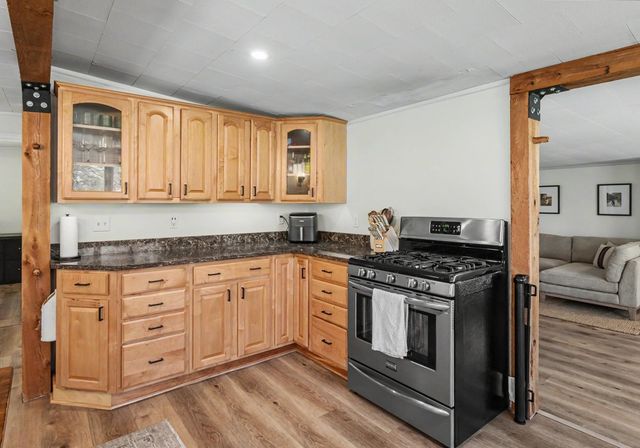 96 Fordway Extension, Derry, NH 03038
