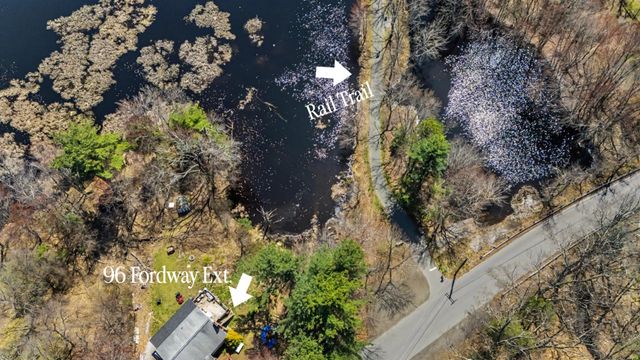 96 Fordway Extension, Derry, NH 03038