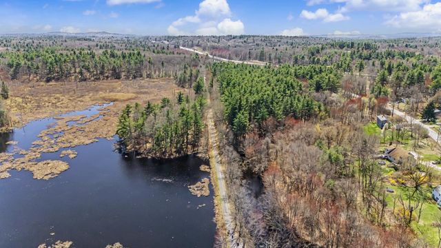 96 Fordway Extension, Derry, NH 03038