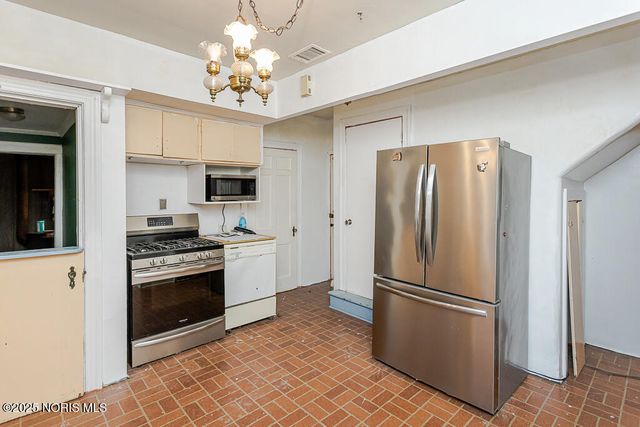 2316 Westbrook Drive, Toledo, OH 43613