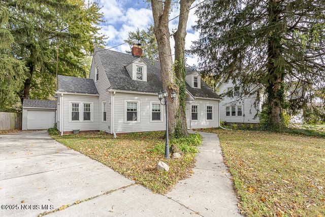 2316 Westbrook Drive, Toledo, OH 43613