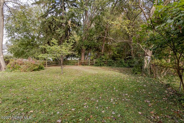 2316 Westbrook Drive, Toledo, OH 43613