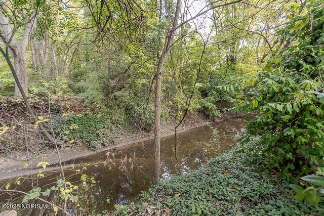 2316 Westbrook Drive, Toledo, OH 43613