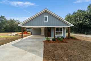 814 W 7th St., Hattiesburg, MS 39401