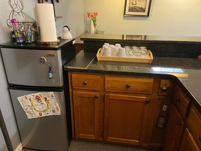 5470 Cheltenham Drive, Troy, MI 48098