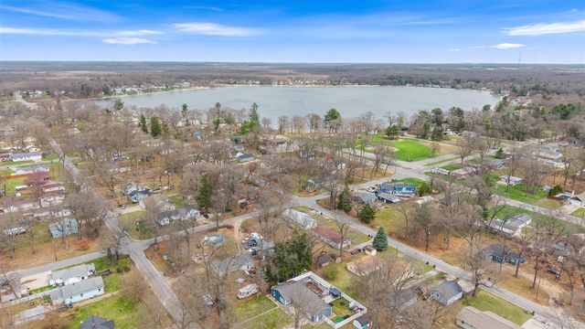 5454 Hall Road, Muskegon, MI 49442