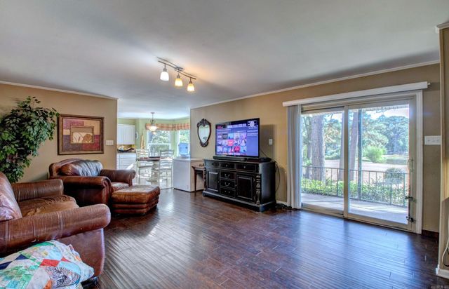 2800 Gray Fox Lane, Jacksonville, AR 72076