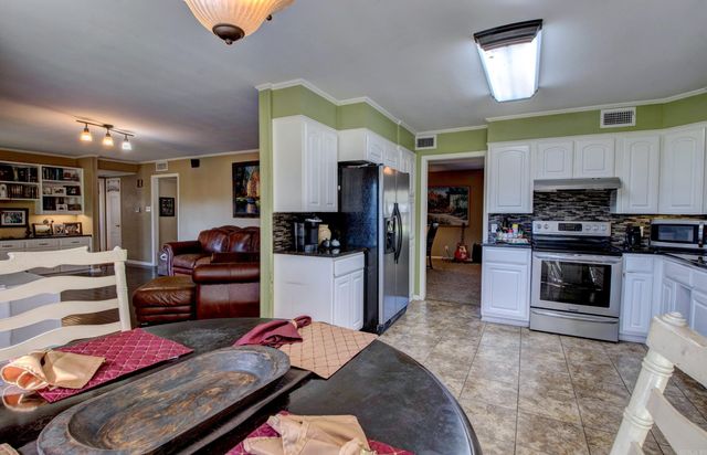 2800 Gray Fox Lane, Jacksonville, AR 72076