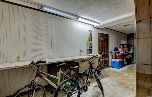 2800 Gray Fox Lane, Jacksonville, AR 72076