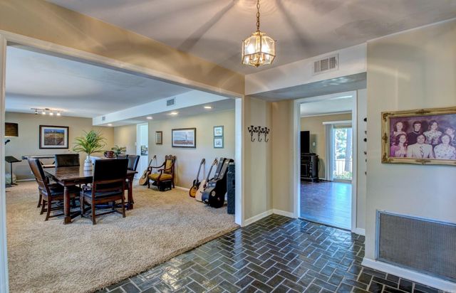 2800 Gray Fox Lane, Jacksonville, AR 72076