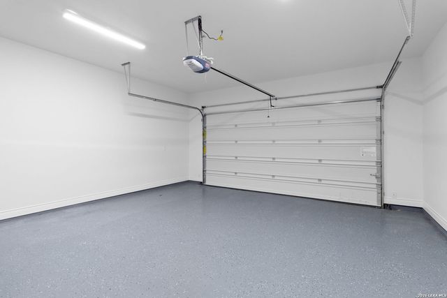 15509 york, Selma, TX 78154