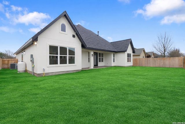 15509 york, Selma, TX 78154