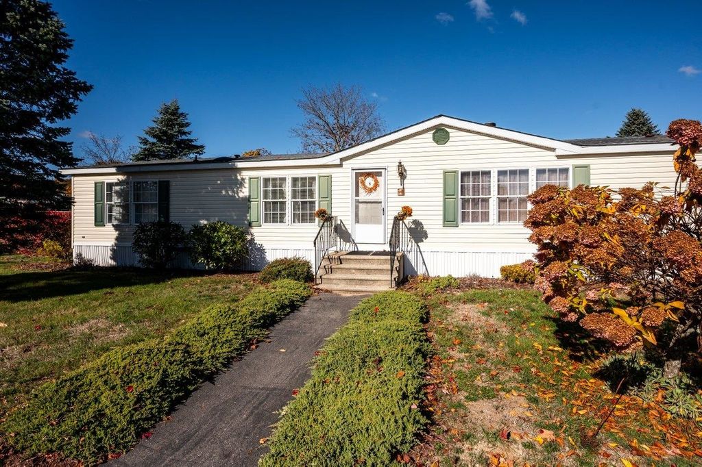 16 Nashoba Drive, Rochester, NH 03867