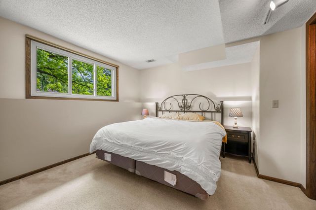 8119 Lower 129th Court, Apple Valley, MN 55124