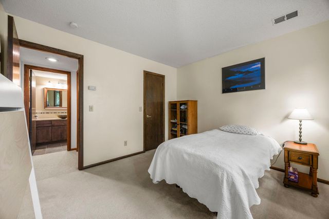 8119 Lower 129th Court, Apple Valley, MN 55124