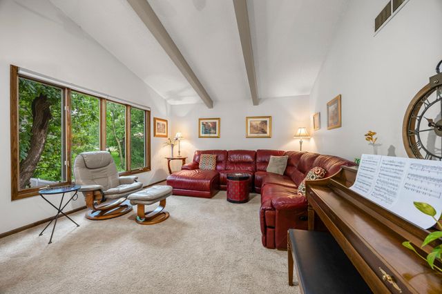 8119 Lower 129th Court, Apple Valley, MN 55124