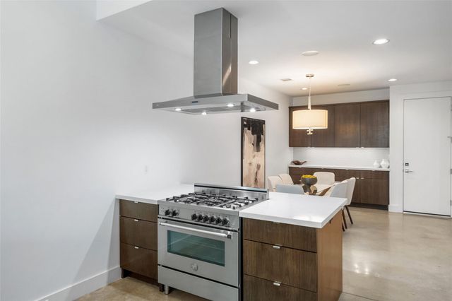 316 Birdsall Street, Houston, TX 77007