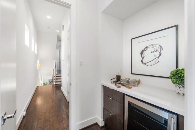 316 Birdsall Street, Houston, TX 77007