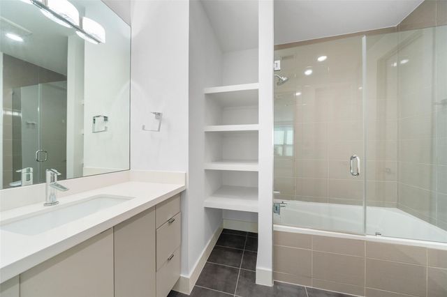 316 Birdsall Street, Houston, TX 77007