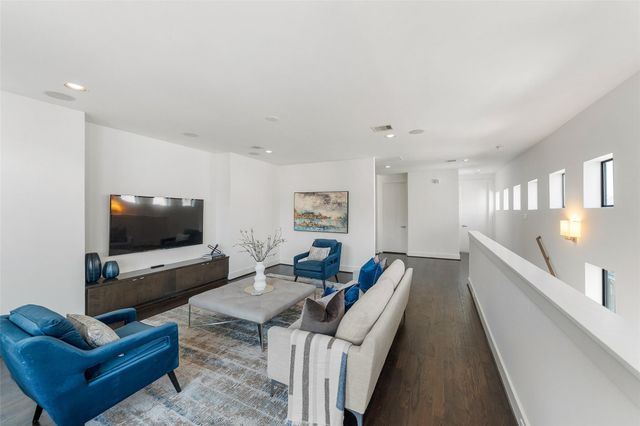 316 Birdsall Street, Houston, TX 77007