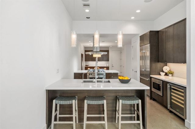 316 Birdsall Street, Houston, TX 77007