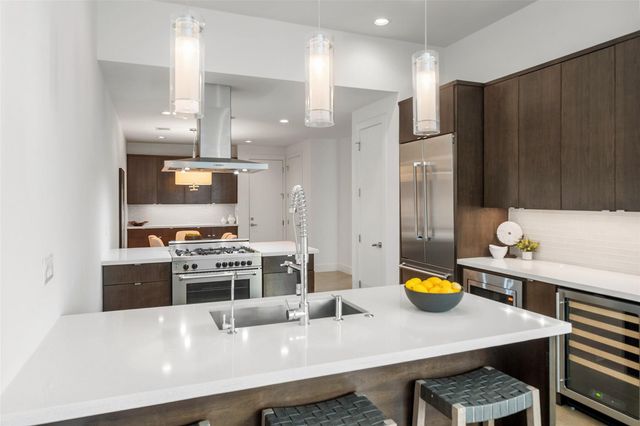 316 Birdsall Street, Houston, TX 77007