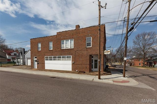 800 W 2nd Street, Washington, MO 63090