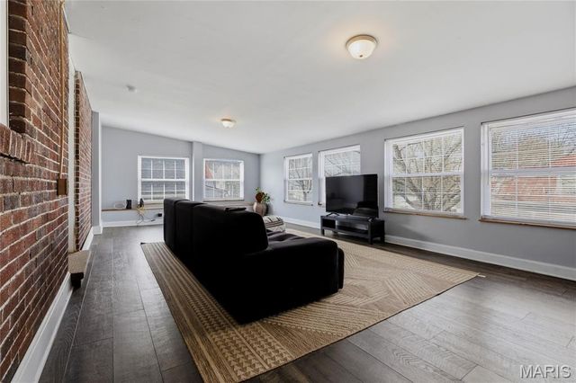 800 W 2nd Street, Washington, MO 63090