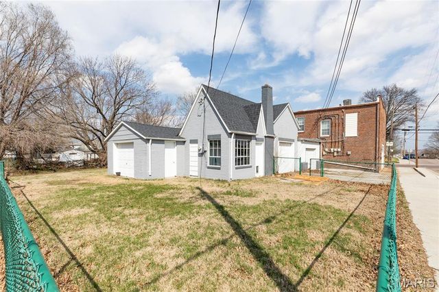 800 W 2nd Street, Washington, MO 63090