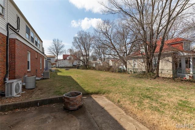 800 W 2nd Street, Washington, MO 63090