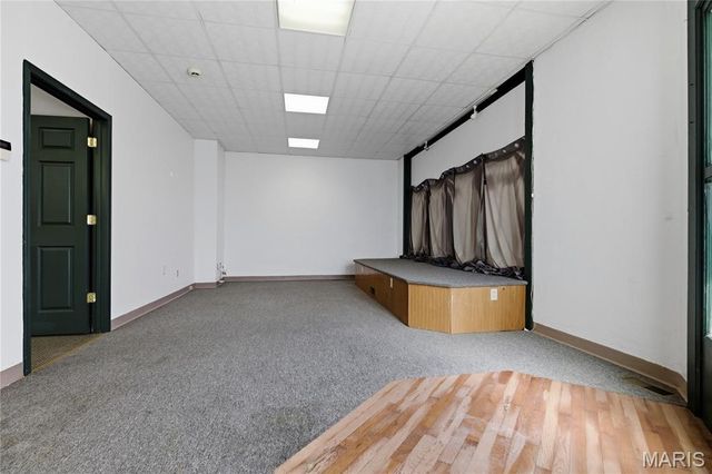 800 W 2nd Street, Washington, MO 63090