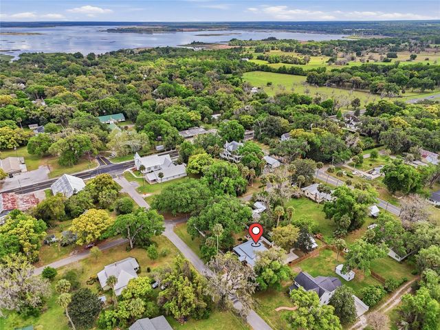 6070 AVENUE F, Mc Intosh, FL 32664