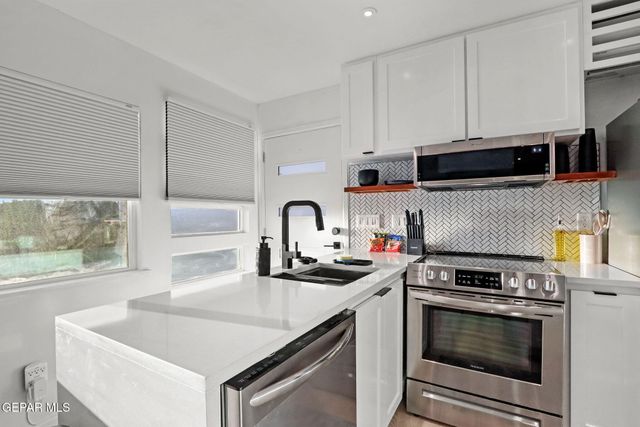 4236 BUCKINGHAM Drive, El Paso, TX 79902