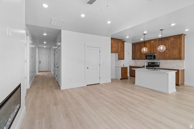 1582 N 2300 W, Farr West, UT 84404