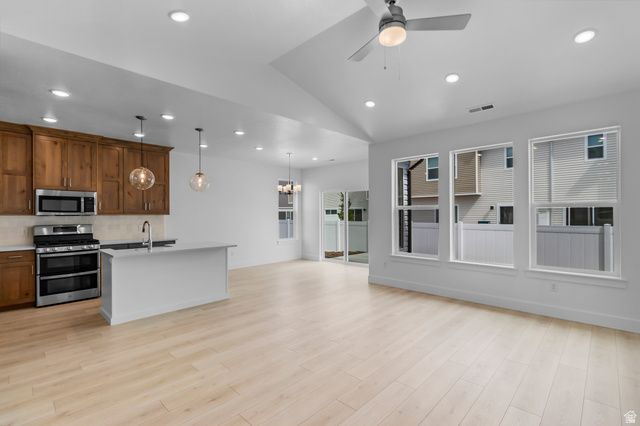 1582 N 2300 W, Farr West, UT 84404
