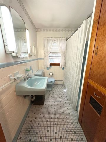 15 Cannon Rock Road, Lynn, MA 01904