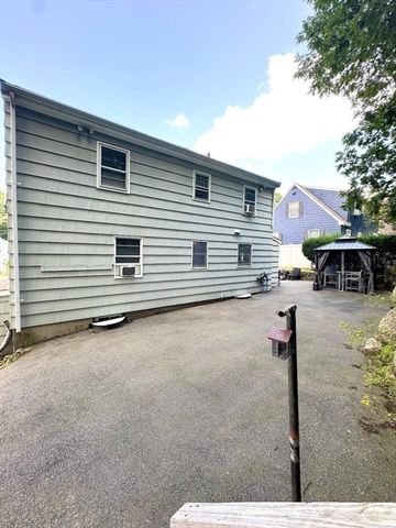 15 Cannon Rock Road, Lynn, MA 01904