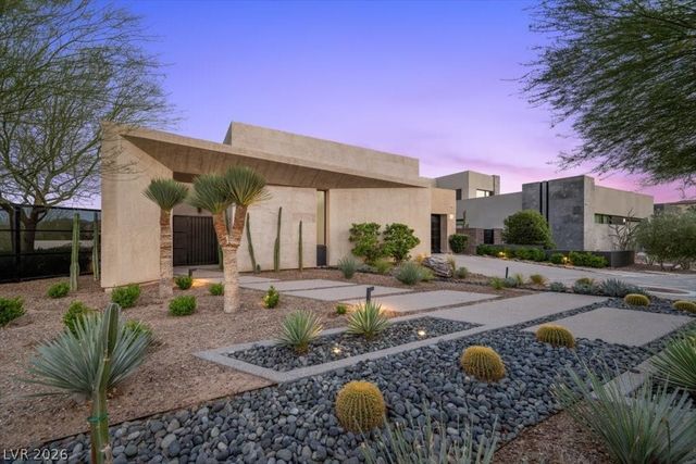 32 Highland Cove Lane, Henderson, NV 89011