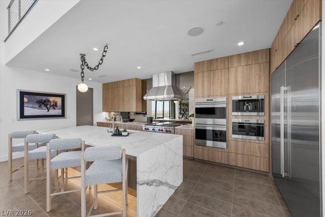 32 Highland Cove Lane, Henderson, NV 89011