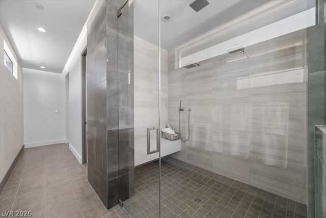 32 Highland Cove Lane, Henderson, NV 89011
